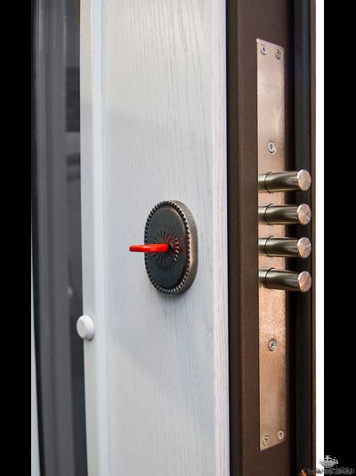 Империал Glass Шпон дуба эмаль белая, 26 мм, гладкая прижимная рамка, шагрень белая