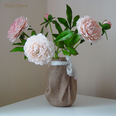 Букет пионов из полимерной глины.