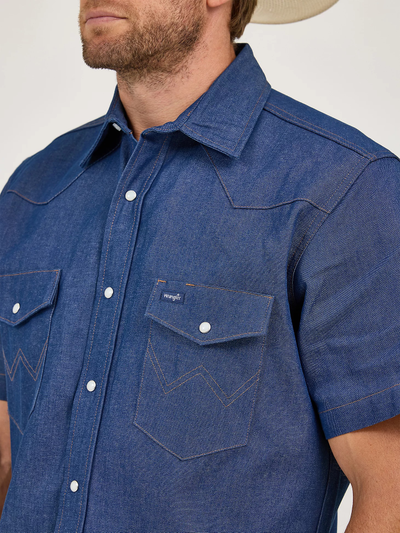Рубашка Wrangler® Cowboy Cut® Short Sleeve RIGID Denim Shirt