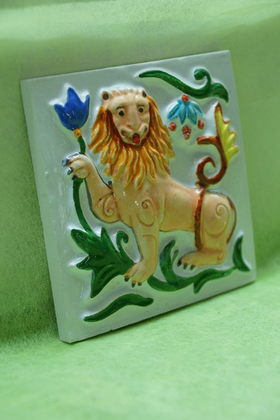 Лев Храбрый (изразцовая плитка)