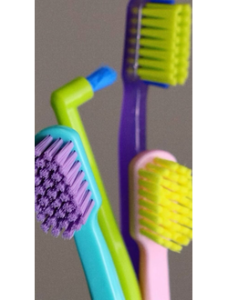 ЗУБНЫЕ ЩЕТКИ И НАСАДКИ