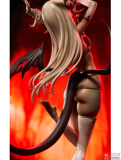 Фигурка 1/7 Маленький демон МоеМоеКо (Little Demon MoeMoeKo)