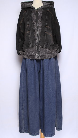 Джинсовка-бомбер "КАПЮШОН" синяя, черная р.48-54