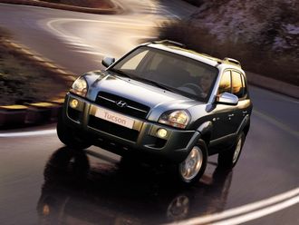 Автомобильные авточехлы для Hyundai Tucson джип 2004-2008