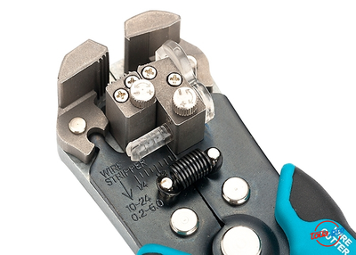 Щипцы для зачистки электропроводов GROSS 0,05-8 кв. мм