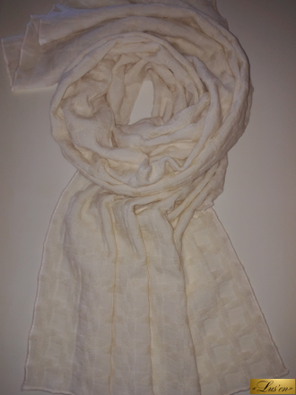 Палантин из итальянской шерсти