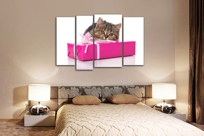 Модульная картина "Котик и подарок"