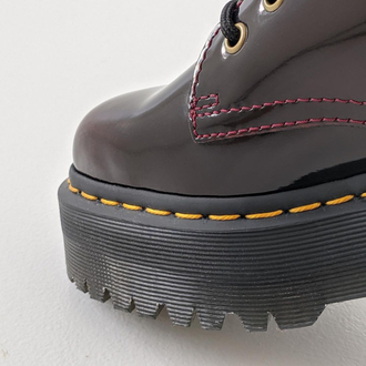 Ботинки Dr Martens Jadon на высокой подошве милитари красные