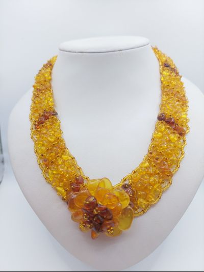 Колье из Чешского бисера и натурального янтаря 00956.2