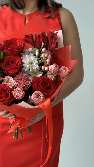 Букет 62 на день влюбленных