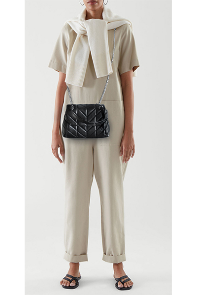 (АРТИКУЛ: 8355/1) СУМКА ЖЕНСКАЯ, НЕБОЛЬШАЯ, НАТУРАЛЬНАЯ КОЖА, ЧЕРНАЯ,  ПЕРЕТЯГИВАЮЩАЯСЯ ЦЕПОЧКА  ЧЕРЕЗ ПЛЕЧО