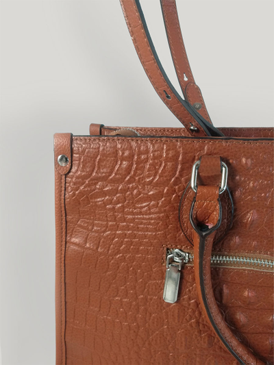 (АРТИКУЛ: 10104/1/5) СУМКА ЖЕНСКАЯ БОЛЬШАЯ, НАТУРАЛЬНАЯ КОЖА С ТИСНЕНИЕМ "КРОКОДИЛ", ЯРКО-КОРИЧНЕВАЯ, РУЧКИ И РЕМЕНЬ ЧЕРЕЗ ПЛЕЧО