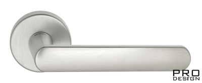 Дверная ручка на круглом основании Fratelli Cattini "NEVADA" 7-CS матовый хром