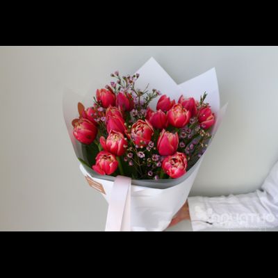 Букет цветов на 8 марта № 705