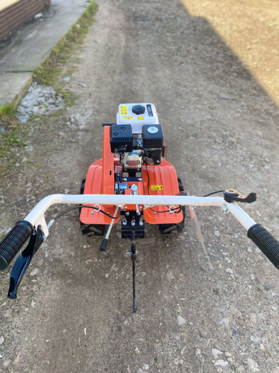 Мотоблок бензиновый Gramex BK-700 , колеса: 4*8, 63,5 кг, 7 лс, бак 3,6л/0,6л, глубина обработки 150-300 мм