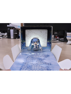 Нендроид Мику Хацунэ (Hatsune Miku 2021 Glowing Snow Ver.)