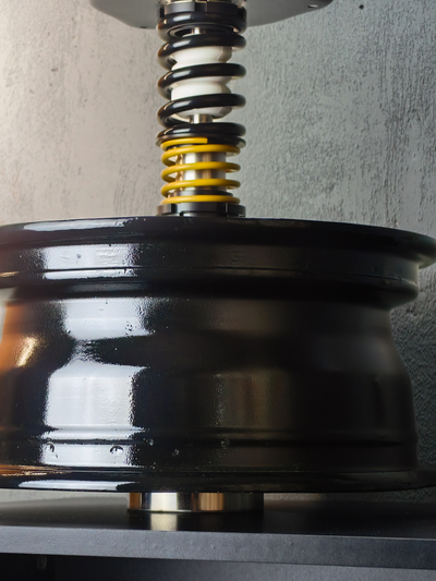 HOOKWHEELS BLACK-GOLD