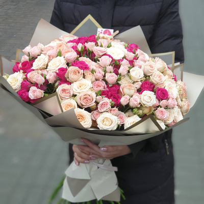 39 КУСТОВЫХ РОЗ