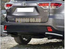 Защита заднего бампера d57 уголки Toyota Highlander 2014-2017 (Тойота хайлендер)