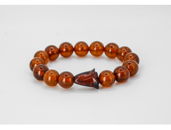 Браслет из вишневого янтаря с розой