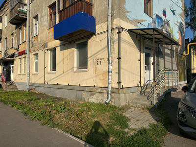 Коворкинг Студенческая, 21 | Стол 120 см+кладовка