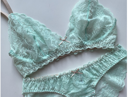 Gigi minty lace