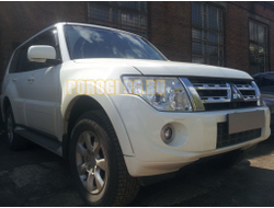 Защита радиатора Mitsubishi Pajero IV 2011-2014 black PREMIUM