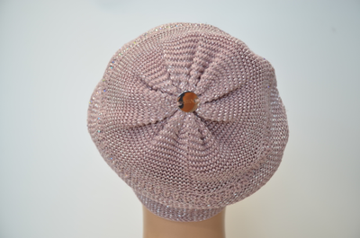 Вязаный берет весна 2026 Италия