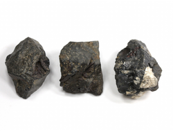 Магнетит необработанный "дикий" образец в ассортименте, Россия (27-30 мм, 15-17 г) №36110