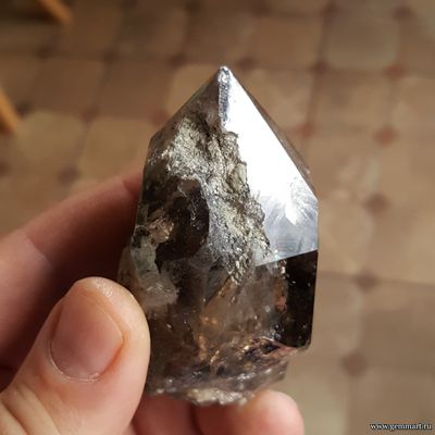 Дымчатый кварц с хлоритом. 80*40*38мм