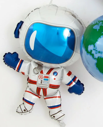 Космонавт (Размер 54см Х 69см)