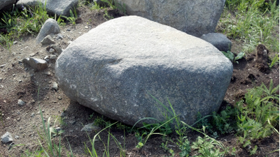 Валун габро