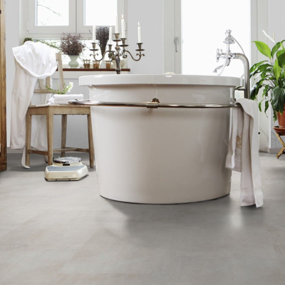Виниловый пол Wineo 600 stone XL NoordFactory DB201W6 в интерьере ванной