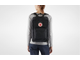 Девушка с рюкзаком Fjallraven Kanken Laptop 17" черного цвета