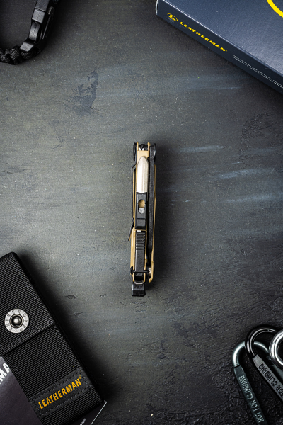 Leatherman Signal Coyote Tan