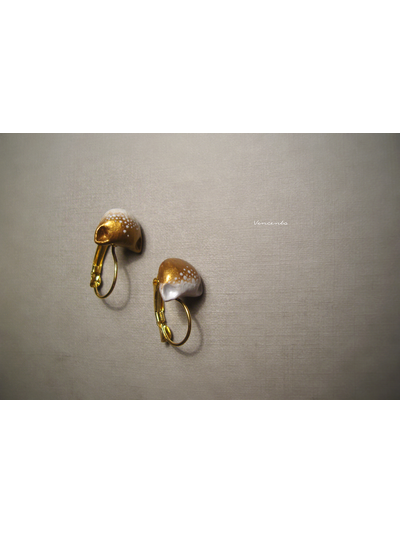 Миниатюрные серьги "Золотые Котики" с авторской росписью