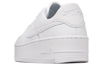 Air force nike sage top