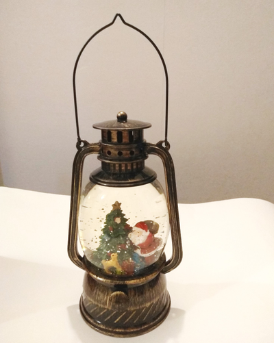 Новогодний фонарь с LED-подсветкой и поддувкой снега,  12*10*21 см (два вида)