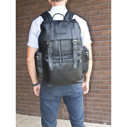 Кожаный рюкзак Voltaggio black (арт. 3091-01)