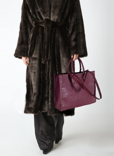 (АРТИКУЛ: 10105/1/5) СУМКА ЖЕНСКАЯ БОЛЬШАЯ, НАТУРАЛЬНАЯ КОЖА С ТИСНЕНИЕМ "КРОКОДИЛ", ТЕМНО-БОРДОВАЯ, РУЧКИ И РЕМЕНЬ ЧЕРЕЗ ПЛЕЧО