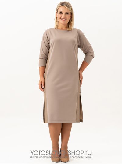 Модель :4096.Базовое женское платье прямого кроя в бежевом цвете