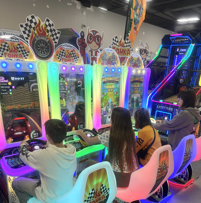 Детский игровой аппарат «Двойная Вертикальная Мото-Мото Гонка»