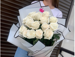 Букет из 15 белых роз