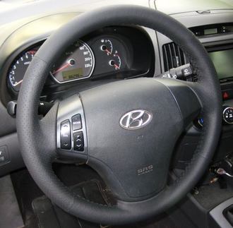 Кожаная накладка на руль Hyundai Elantra IV (HD) 2006-2010г.в., черная