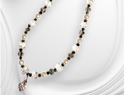 Декоративное украшение-брелок для телефона и сумки