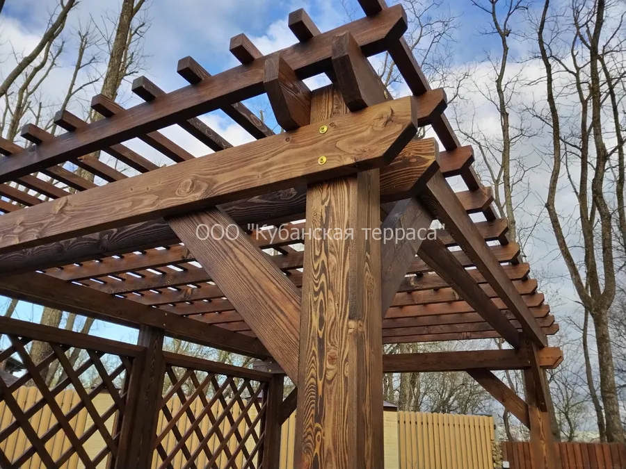 Пергола из лиственницы 3*4 м.