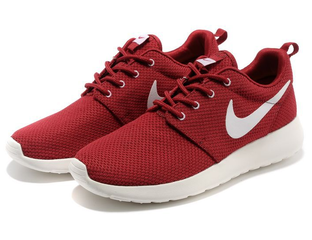 Roshe run maroon best sale