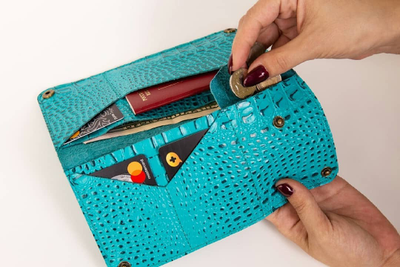 Клатч лонгер  из натуральной кожи "кайман"