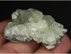 Пренит, сросток кристаллов, Мали (39*31*22 мм, 29 г) №36158