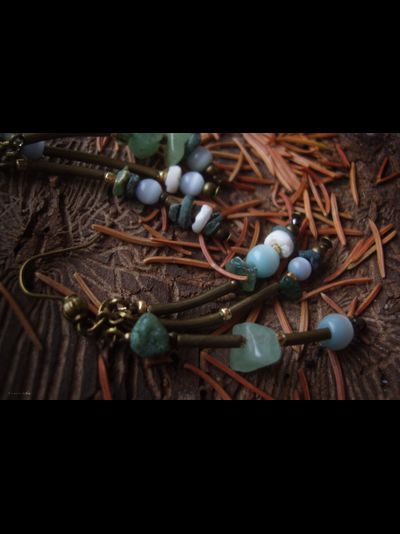 Благотворительность. Серьги с камнями "Сказки на концах хвойных иголочек"